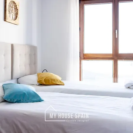Апартаменты Myhousespain - Playa De Poniente, Con Vistas Al Mar Y Parking Gratuito Хихон