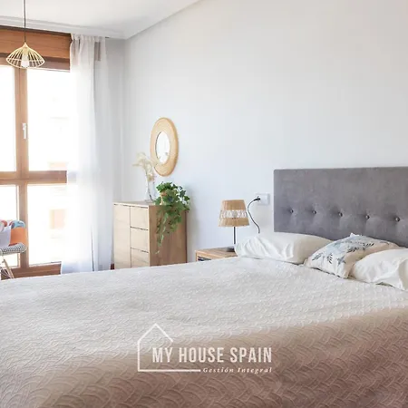 Myhousespain - Playa De Poniente, Con Vistas Al Mar Y Parking Gratuito Хихон