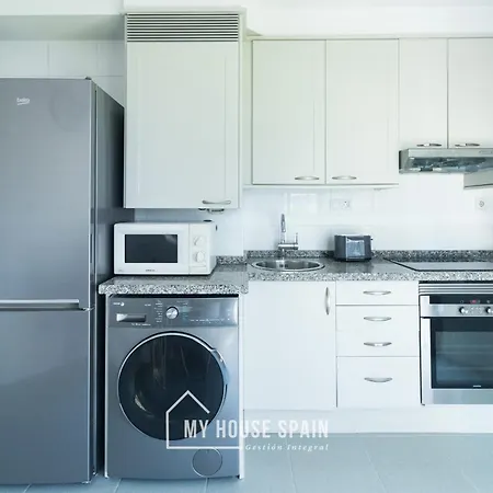 Myhousespain - Playa De Poniente, Con Vistas Al Mar Y Parking Gratuito